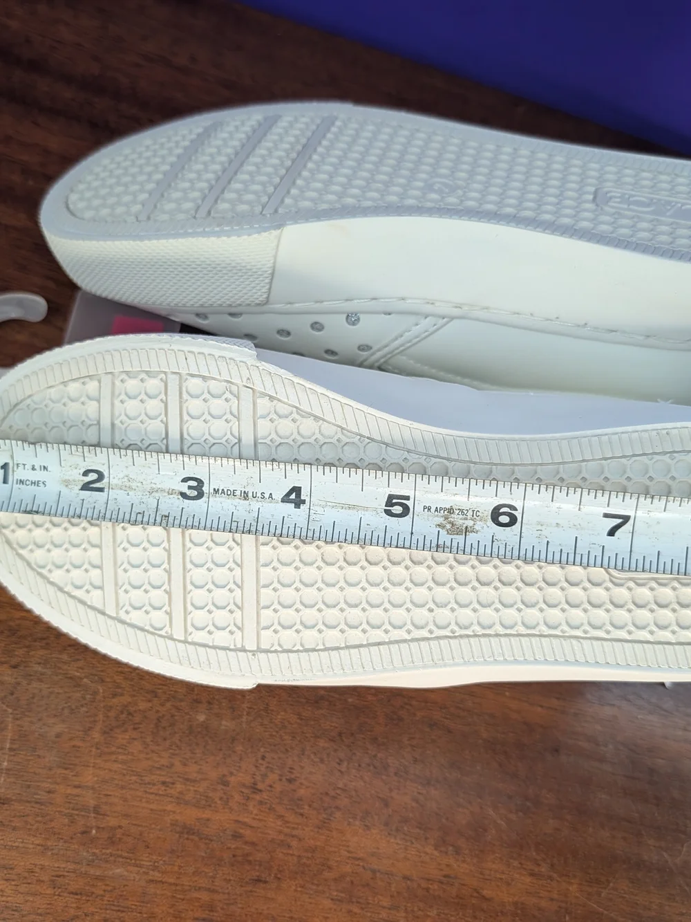The Children's Place Girls' Size 2 White Slip-On Glitter Sneakers NWT